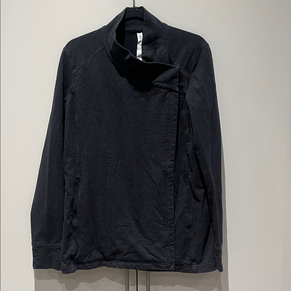 lululemon athletica Tops - Lululemon Coast Wrap II